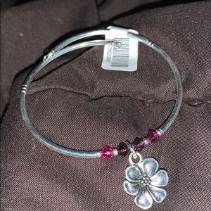 Pretty Flower Bracelet